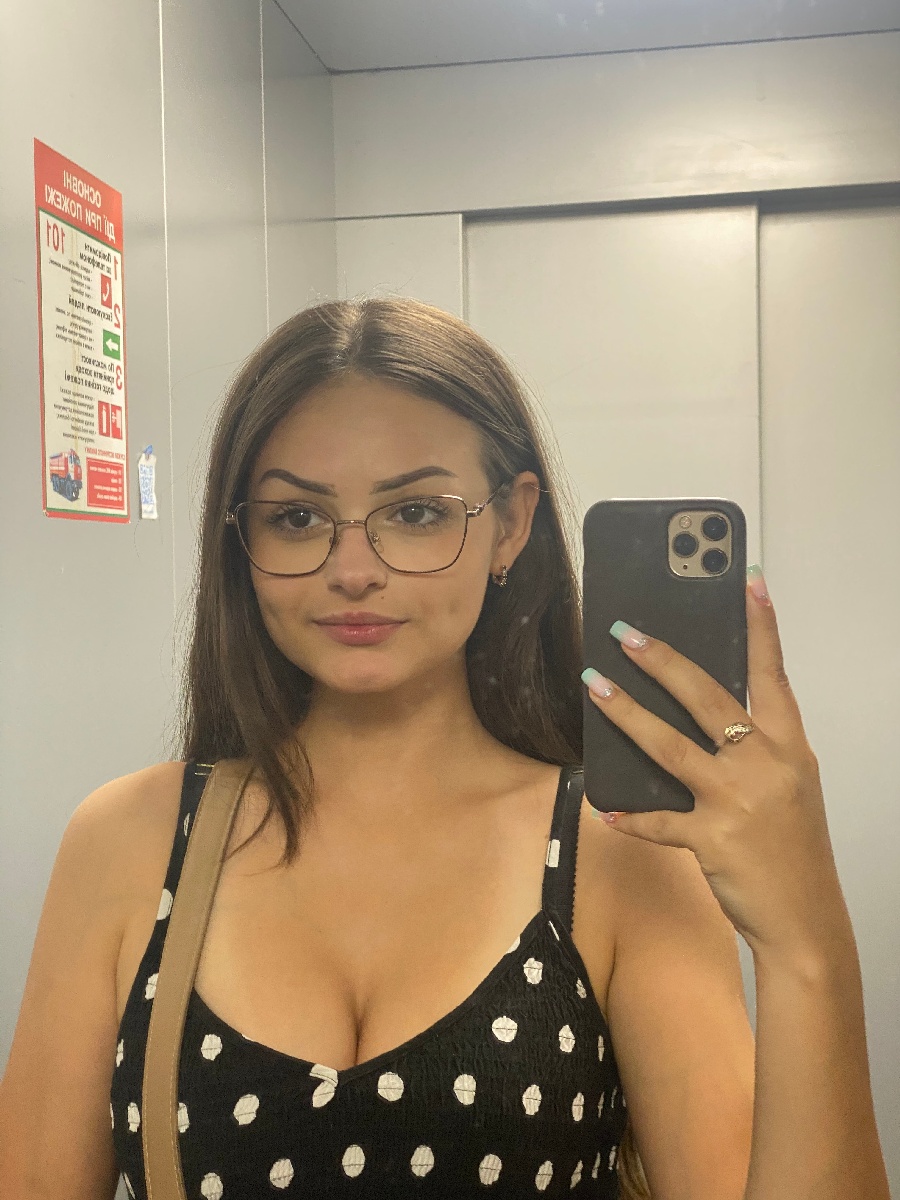 Sexy model Stacy in Dakar